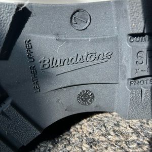 Blunstone boots brand new never worn size 9